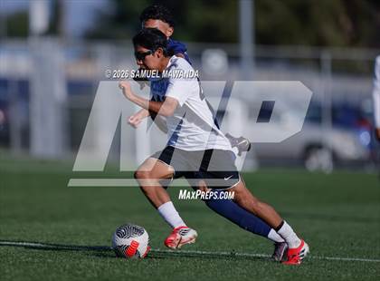 Thumbnail 1 in El Camino Real vs Birmingham photogallery.