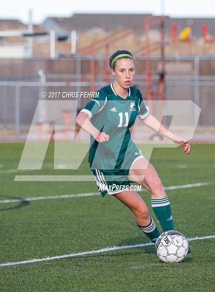 Thumbnail 2 in Bear Creek vs. Discovery Canyon photogallery.