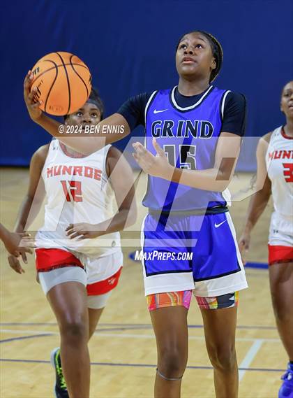 Thumbnail 3 in Munroe vs. Grind Prep (She Got Game Classic) photogallery.