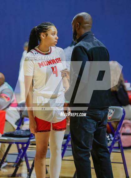Thumbnail 1 in Munroe vs. Grind Prep (She Got Game Classic) photogallery.