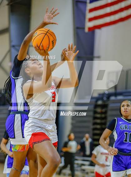 Thumbnail 1 in Munroe vs. Grind Prep (She Got Game Classic) photogallery.