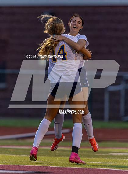 Thumbnail 1 in O'Fallon @ Belleville West photogallery.