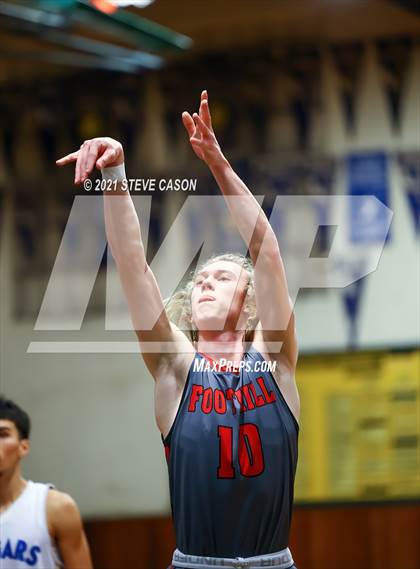 Thumbnail 3 in Foothill vs Del Campo (Kendall Arnett Tournament) photogallery.