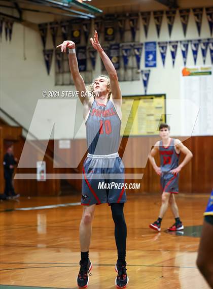 Thumbnail 3 in Foothill vs Del Campo (Kendall Arnett Tournament) photogallery.