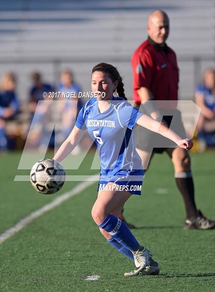Thumbnail 3 in St. Ignatius vs Presentation (CIF CCS D2 Semifinal) photogallery.