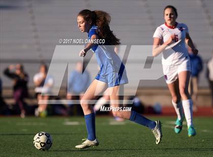 Thumbnail 1 in St. Ignatius vs Presentation (CIF CCS D2 Semifinal) photogallery.