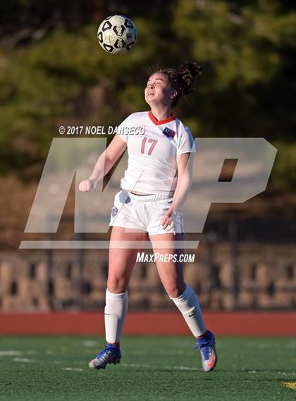 Thumbnail 3 in St. Ignatius vs Presentation (CIF CCS D2 Semifinal) photogallery.