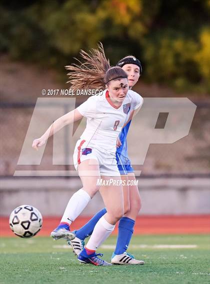 Thumbnail 3 in St. Ignatius vs Presentation (CIF CCS D2 Semifinal) photogallery.