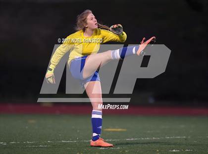 Thumbnail 3 in St. Ignatius vs Presentation (CIF CCS D2 Semifinal) photogallery.