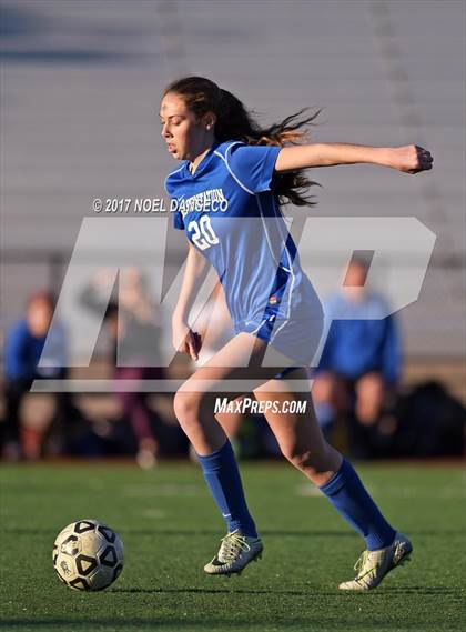 Thumbnail 2 in St. Ignatius vs Presentation (CIF CCS D2 Semifinal) photogallery.
