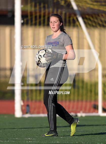 Thumbnail 2 in St. Ignatius vs Presentation (CIF CCS D2 Semifinal) photogallery.