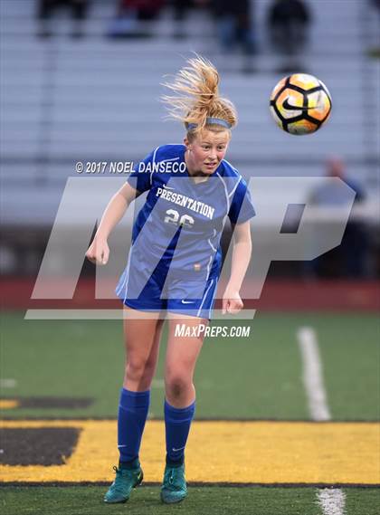 Thumbnail 2 in St. Ignatius vs Presentation (CIF CCS D2 Semifinal) photogallery.