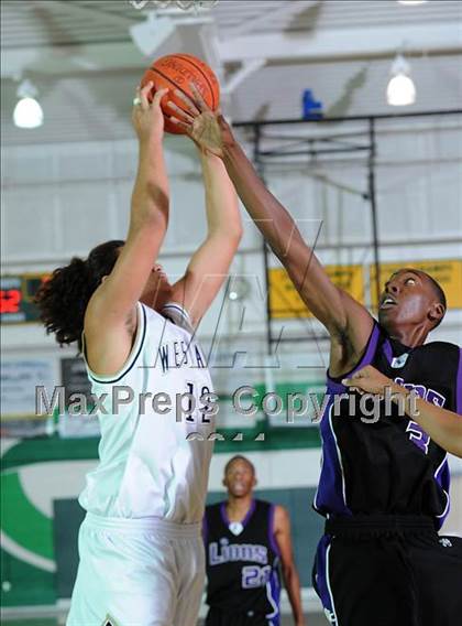 Thumbnail 2 in Eastside vs West Ranch (Canyon Classic) photogallery.