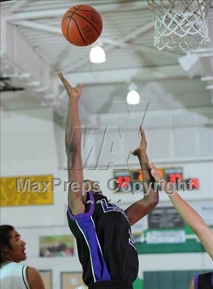 Thumbnail 1 in Eastside vs West Ranch (Canyon Classic) photogallery.