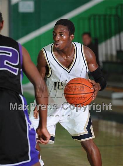 Thumbnail 1 in Eastside vs West Ranch (Canyon Classic) photogallery.