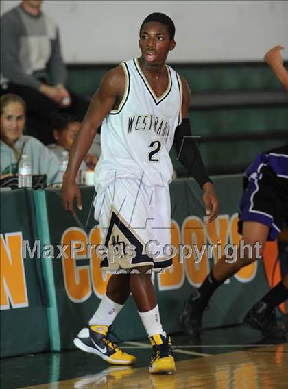 Thumbnail 3 in Eastside vs West Ranch (Canyon Classic) photogallery.