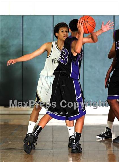 Thumbnail 1 in Eastside vs West Ranch (Canyon Classic) photogallery.