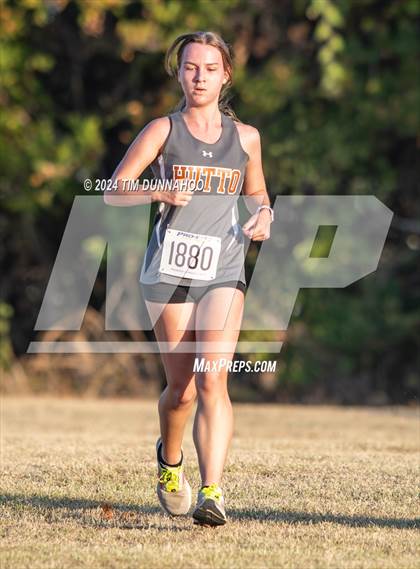 Thumbnail 1 in UIL 6A Girls Cross Country District 25 Finals photogallery.