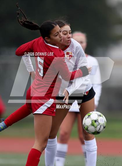 Thumbnail 3 in Bella Vista vs. St. Francis (Raider Cup Classic) photogallery.