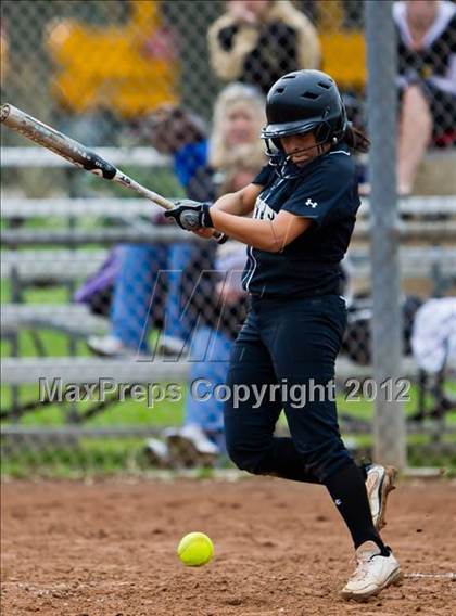 Thumbnail 3 in Dickinson vs Foster (1st Caapitol Classic) photogallery.