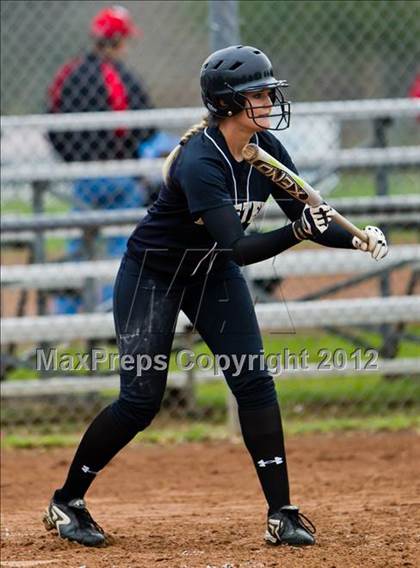 Thumbnail 2 in Dickinson vs Foster (1st Caapitol Classic) photogallery.