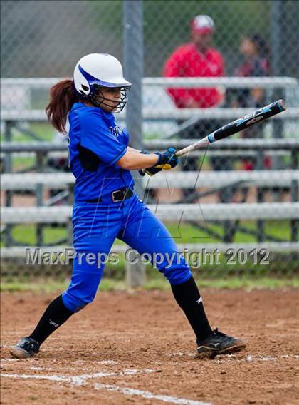 Thumbnail 1 in Dickinson vs Foster (1st Caapitol Classic) photogallery.