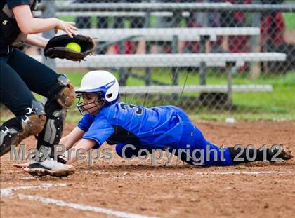 Thumbnail 3 in Dickinson vs Foster (1st Caapitol Classic) photogallery.