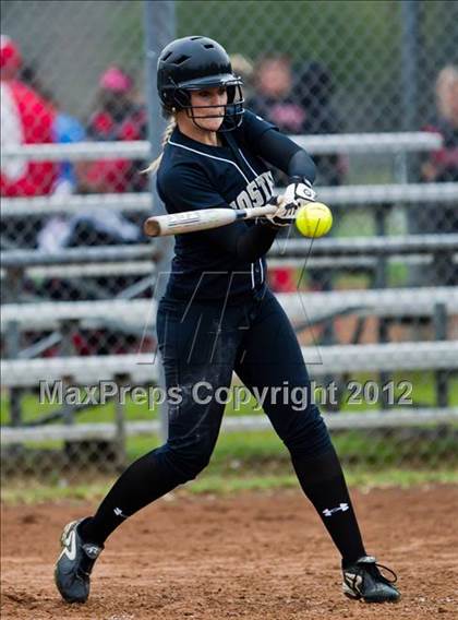 Thumbnail 3 in Dickinson vs Foster (1st Caapitol Classic) photogallery.