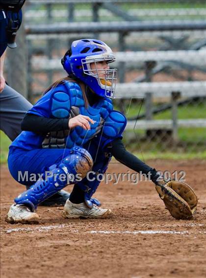 Thumbnail 1 in Dickinson vs Foster (1st Caapitol Classic) photogallery.