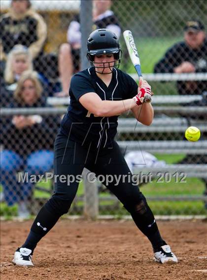 Thumbnail 2 in Dickinson vs Foster (1st Caapitol Classic) photogallery.