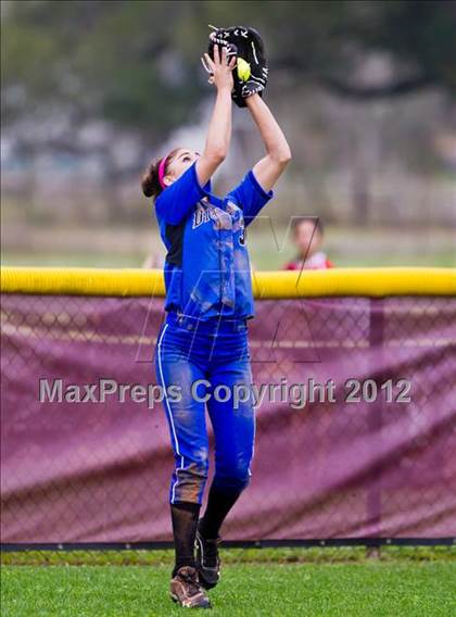 Thumbnail 1 in Dickinson vs Foster (1st Caapitol Classic) photogallery.