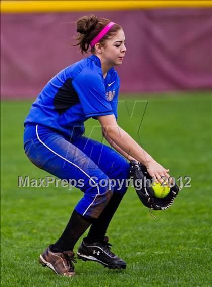 Thumbnail 2 in Dickinson vs Foster (1st Caapitol Classic) photogallery.