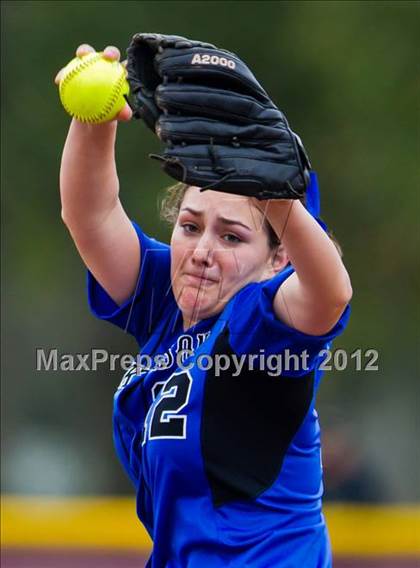 Thumbnail 1 in Dickinson vs Foster (1st Caapitol Classic) photogallery.