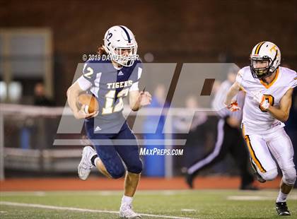 Thumbnail 3 in Tyrone @ Hollidaysburg photogallery.