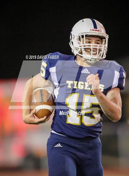 Thumbnail 3 in Tyrone @ Hollidaysburg photogallery.