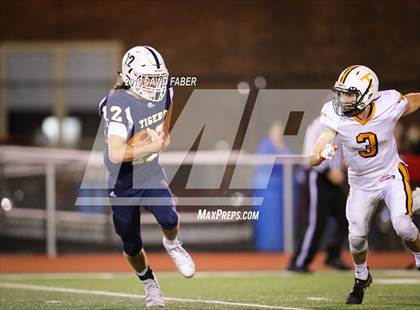 Thumbnail 2 in Tyrone @ Hollidaysburg photogallery.