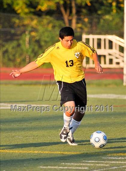 Thumbnail 2 in West Bloomfield vs Lahser (Detroit Country Day Tournament) photogallery.
