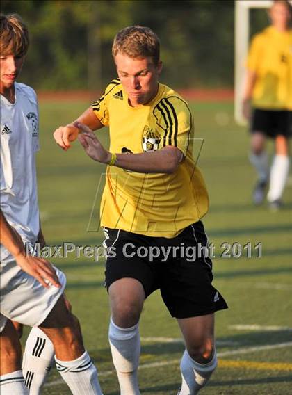 Thumbnail 2 in West Bloomfield vs Lahser (Detroit Country Day Tournament) photogallery.