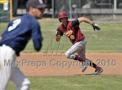 Thumbnail 3 in St Paul vs La Canada (CIF SS Playoffs) photogallery.
