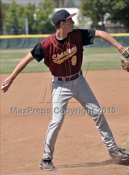 Thumbnail 2 in St Paul vs La Canada (CIF SS Playoffs) photogallery.