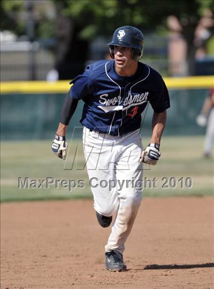 Thumbnail 3 in St Paul vs La Canada (CIF SS Playoffs) photogallery.