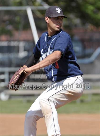 Thumbnail 2 in St Paul vs La Canada (CIF SS Playoffs) photogallery.