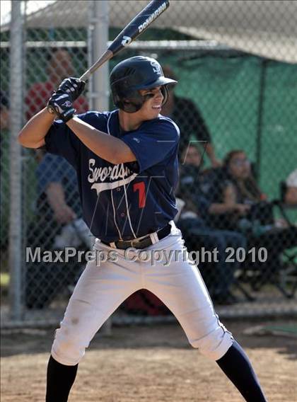 Thumbnail 3 in St Paul vs La Canada (CIF SS Playoffs) photogallery.