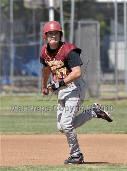Thumbnail 3 in St Paul vs La Canada (CIF SS Playoffs) photogallery.