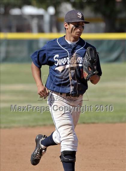 Thumbnail 1 in St Paul vs La Canada (CIF SS Playoffs) photogallery.