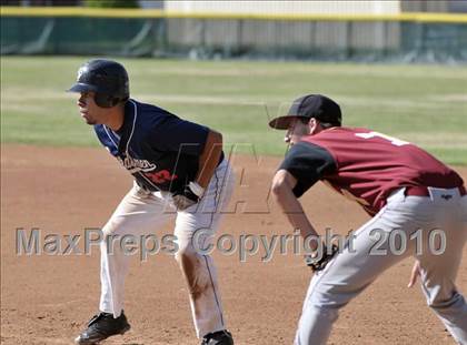 Thumbnail 1 in St Paul vs La Canada (CIF SS Playoffs) photogallery.