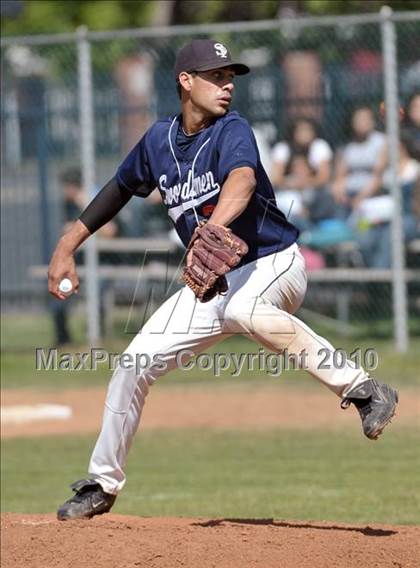 Thumbnail 3 in St Paul vs La Canada (CIF SS Playoffs) photogallery.