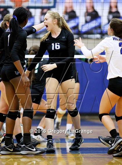 Thumbnail 2 in Carroll @ Hebron photogallery.