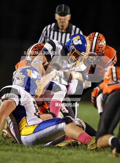Thumbnail 1 in Union/Allegheny-Clarion Valley @ Smethport (District IX A First Round) photogallery.