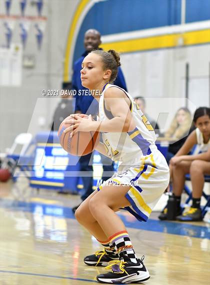 Thumbnail 2 in Roseville @ Del Campo photogallery.